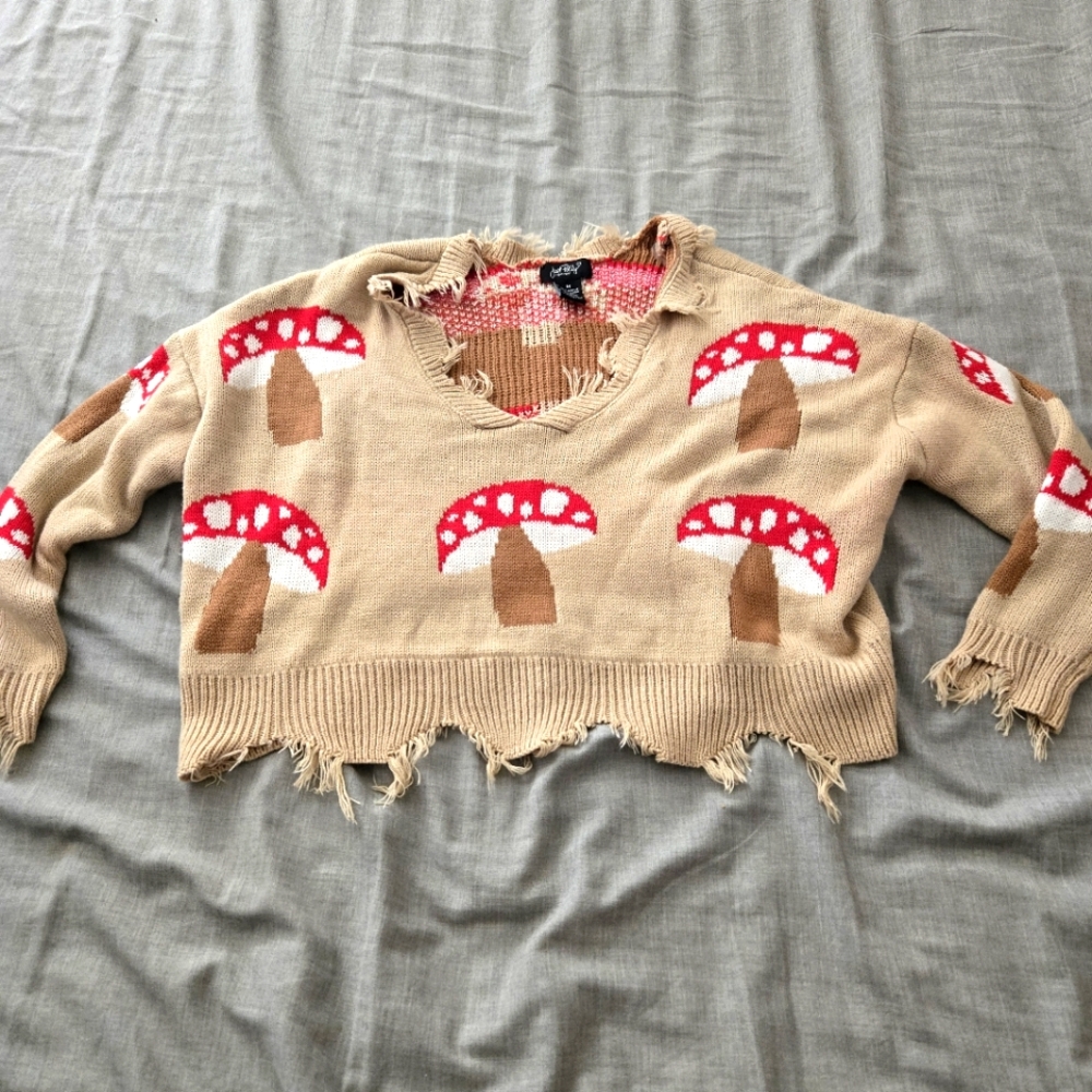 Just Polly Cropped Distressed fringe Mushroom Sweater Size Medium Drop Shoulder